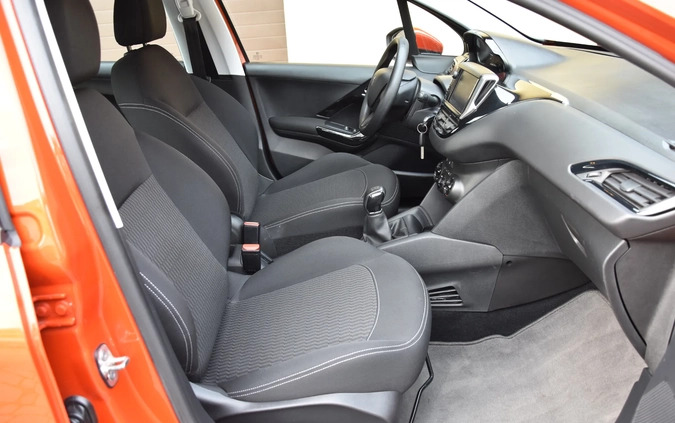 Peugeot 208 cena 34900 przebieg: 54717, rok produkcji 2018 z Janów Lubelski małe 704